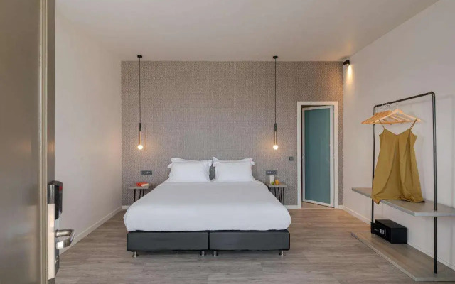 Pearl Inn Hotel
