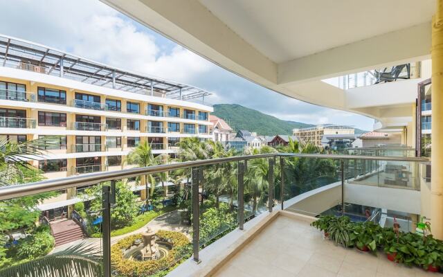 Yalong Bay LanSeJiaRi Villa Aprtment