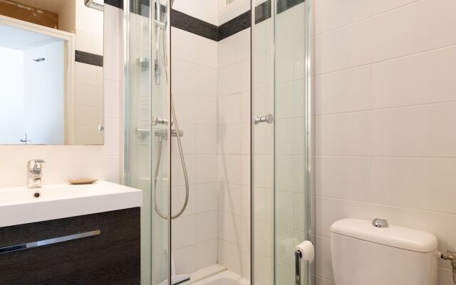 Vaneau Joli 2P avec terrasse palm beach