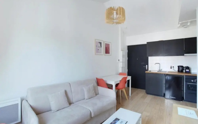 Apartment Boulogne Facing "les Passages"