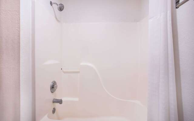 Super 8 by Wyndham Sweet Springs