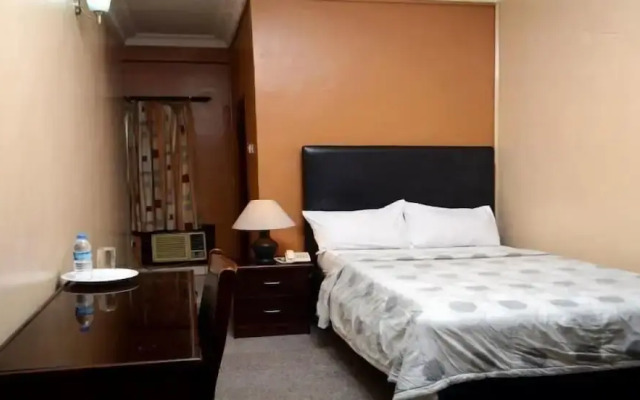 Christine Apartment Hotel Ltd