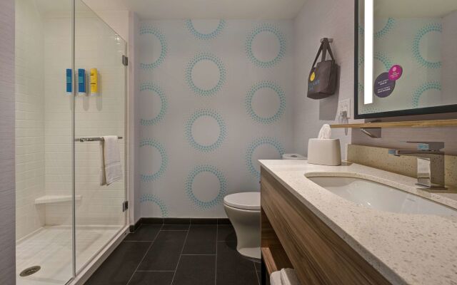 Tru by Hilton Mooresville