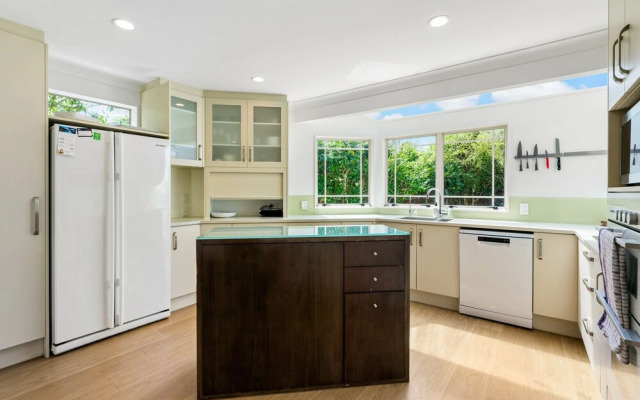 Central City 3BR Paradise- Sky- Netflix