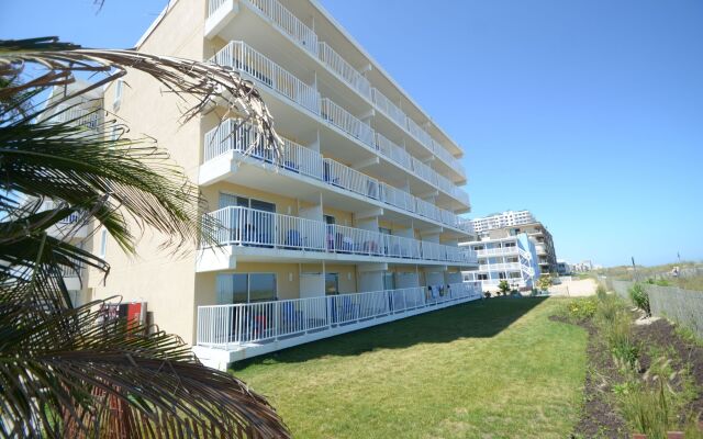 SeaLoft Oceanfront Hotel