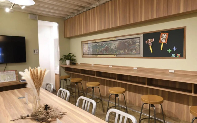 A16 Hostel