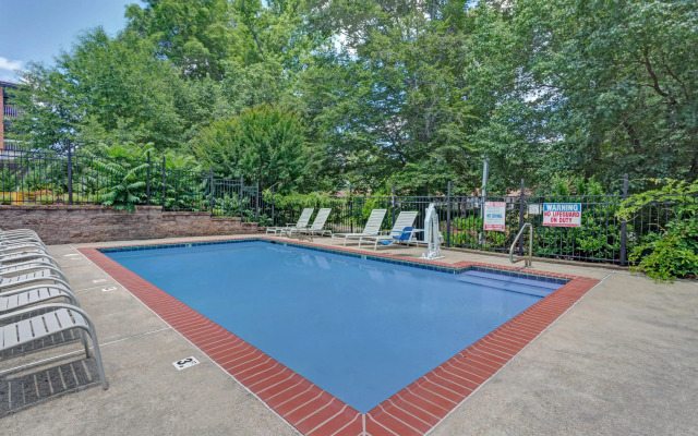 Travelodge by Wyndham Suites Virginia Beach Oceanfront