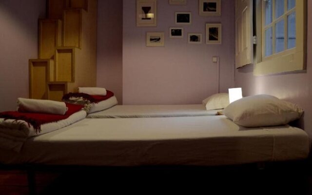 Magnlia Porto Hostel  Suites