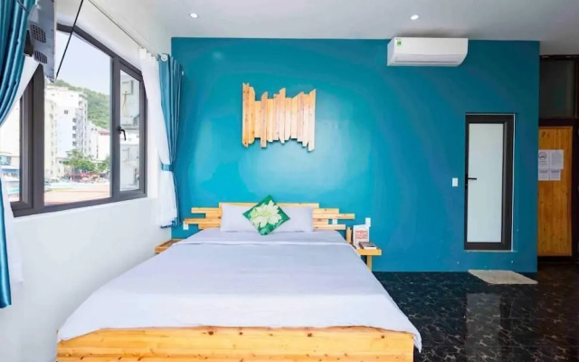 Cat Ba Pod Hostel