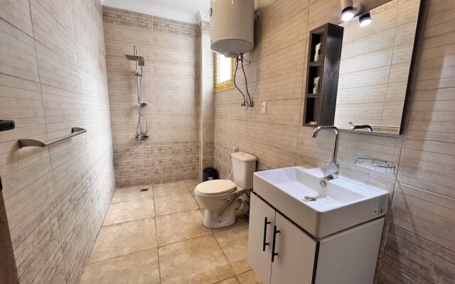 Premier Pyramids Inn