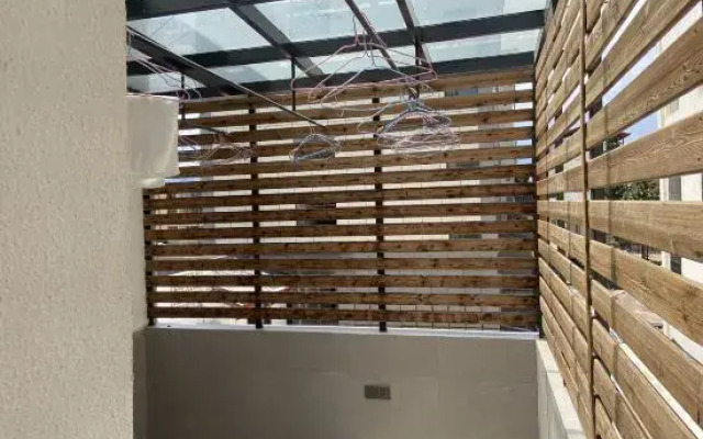Lijiang Yage Bieyuan Homestay (Gucheng Bailong Cultural Square)