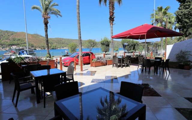 Cennet Life Hotel