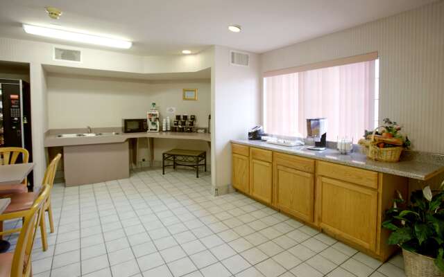 Americas Best Value Inn Addison Dallas