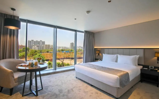 Essentia Premier Hotel Pune