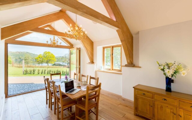 Waternook Lakeside Accommodation