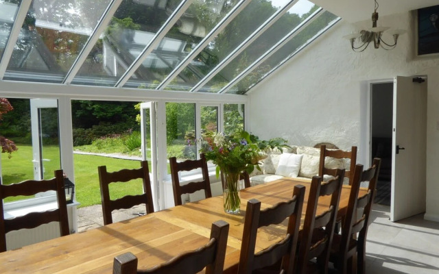 Low Jock Scar Country Estate