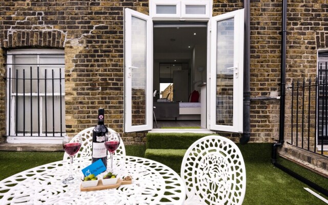 The Armadale Road Residence II