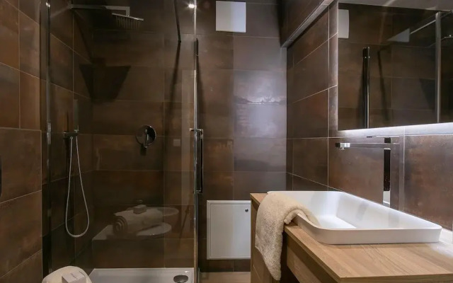 Boutique Apartment 2