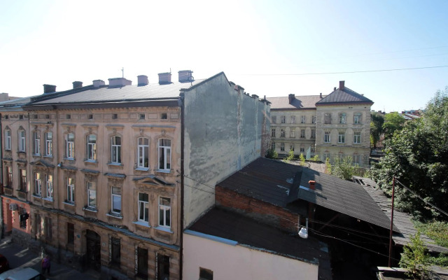 Old City Center Apartments