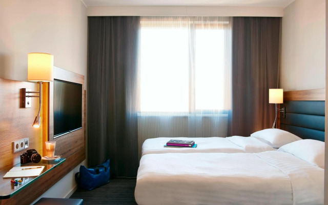 X Hotel