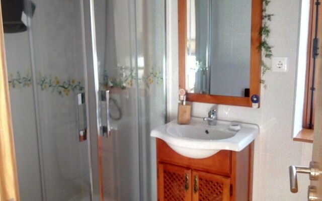 Villa With 2 Bedrooms in Montes da Senhora, With Wonderful Mountain Vi