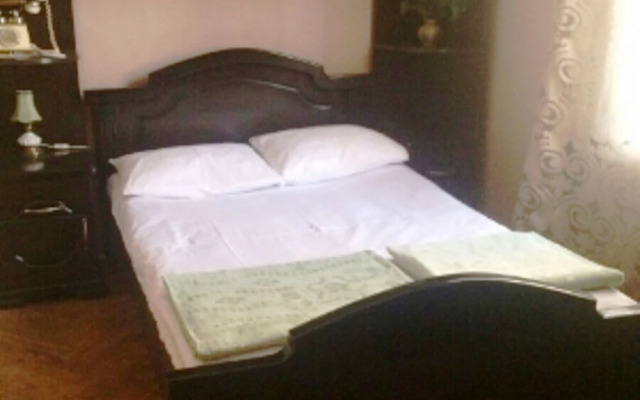 Rustaveli Besiki Apartments