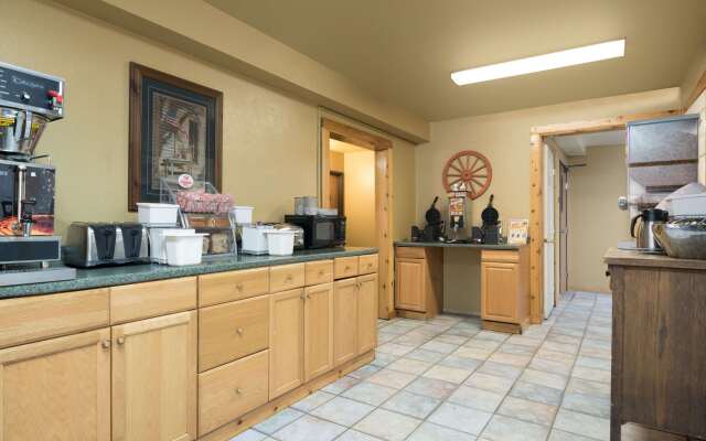 Super 8 by Wyndham Billings