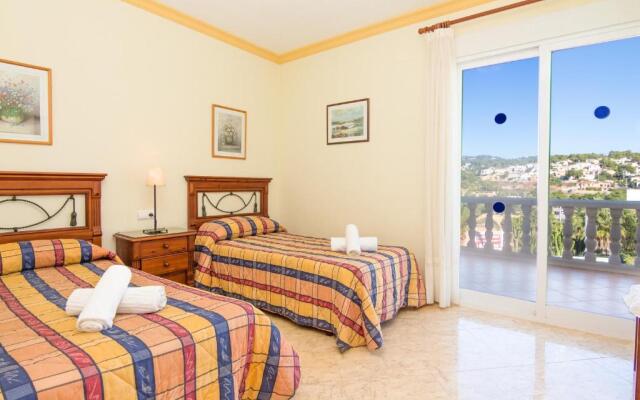 Abahana Villas La Marina