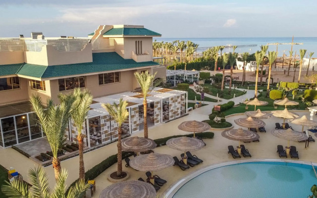Coral sea Holiday Resort & Aqua park