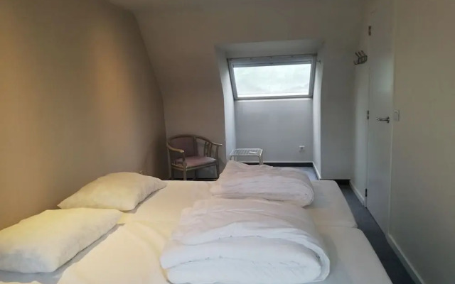 Beautiful Villa for Groups With Swimming Pool, Sauna and Wifi
