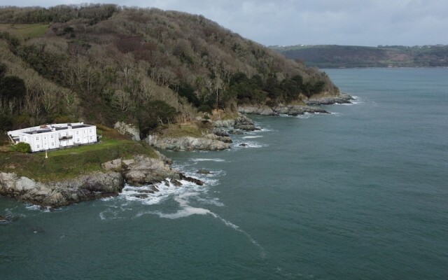 The Old Signal House
