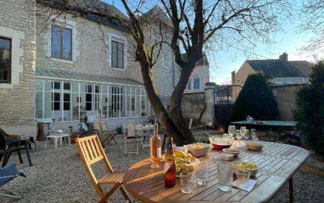 Escapade Place Voltaire