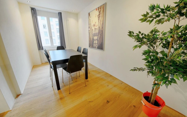 Hitrental City Apartments