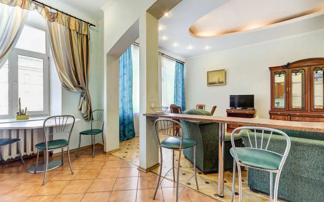 Peter the Great Apartments 