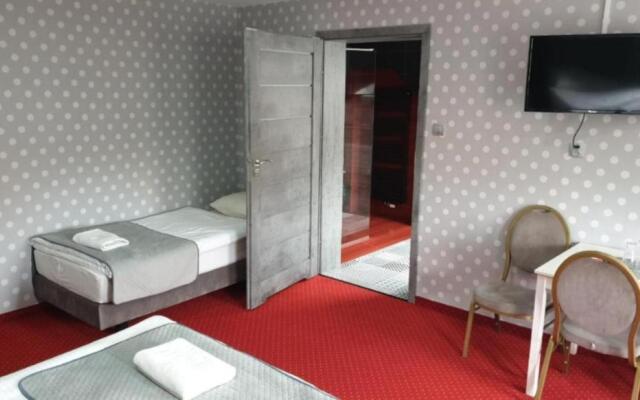 Nata Pokoje Gościnne Restauracja