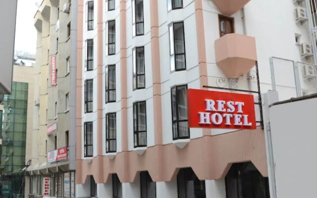 Rest Hotel