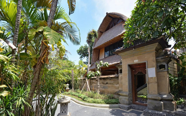 Puri Dewa Bharata Hotel & Villas