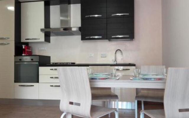 Gloria House Check in at Via Giuseppe Garibaldi n 104