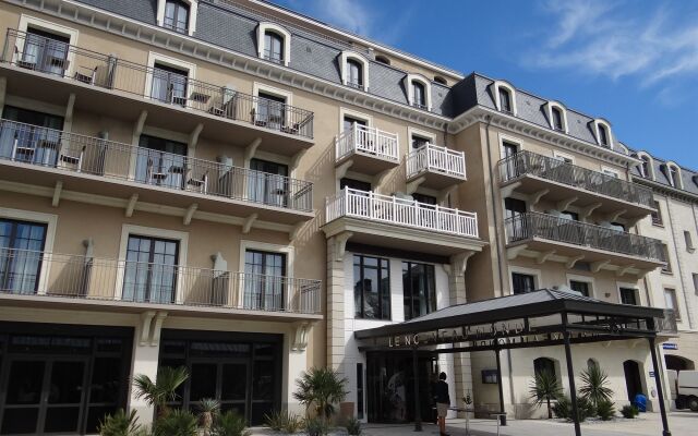 Hôtel Le Nouveau Monde