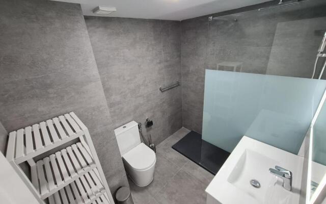 Modern 3 Bedroom Luxury Apartment in Torremolinos