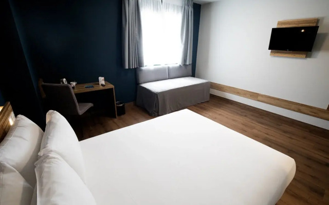 Travelodge Madrid Metropolitano