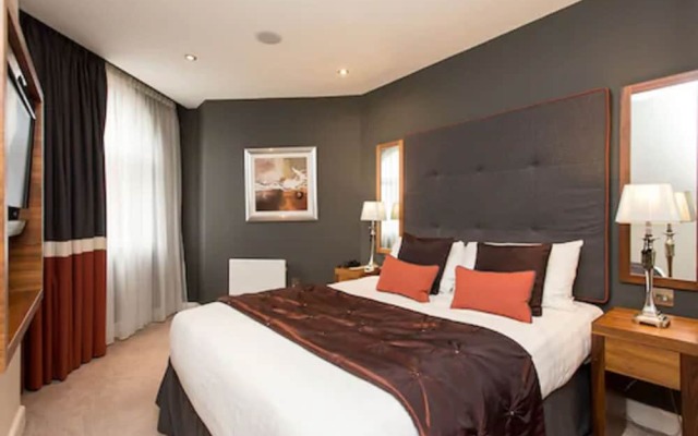 The Chambers Park Place Apartments