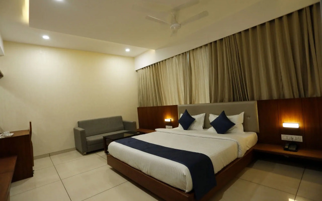 OYO 9687 Hotel Avista