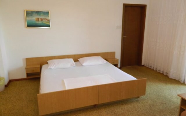 Rooms Nada
