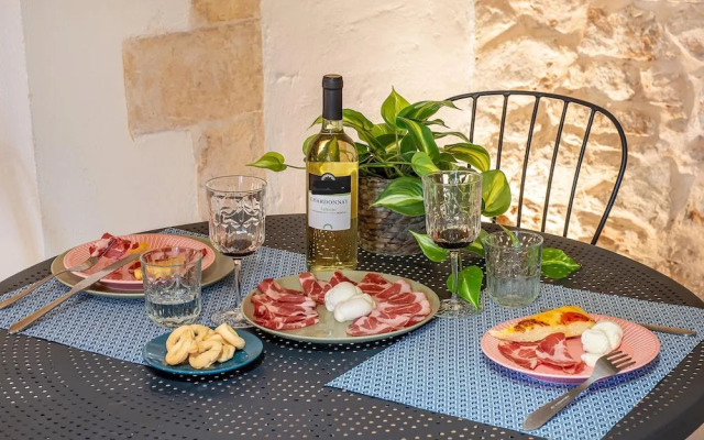 Giob Studio In The Centre