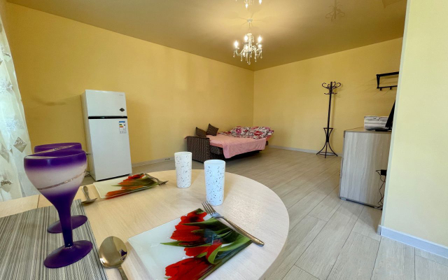 Apartamenty na ulitsa Karla Marksa 18