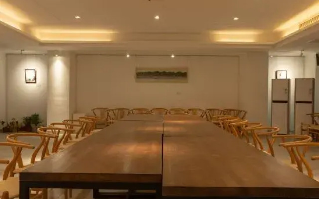 China Art Theme Hotel