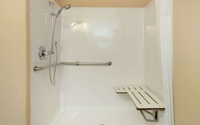 Comfort Suites Arlington - Entertainment District