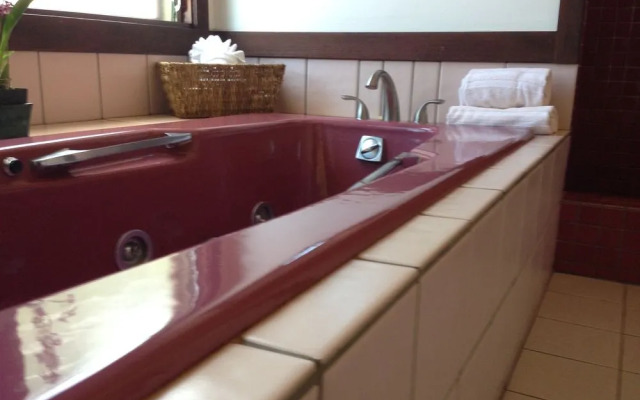 Poipu Bed and Breakfast inn