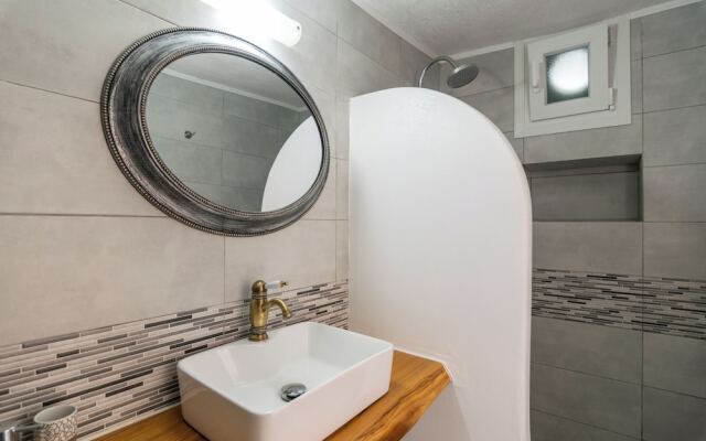 FANI DREAM SUITE 2&3 By Vilos Suites
